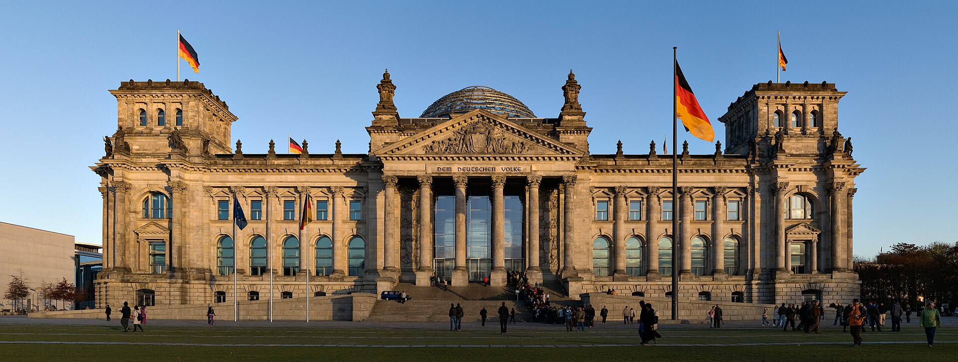 „Babylon Berlin“ erreicht den dunkelsten Moment