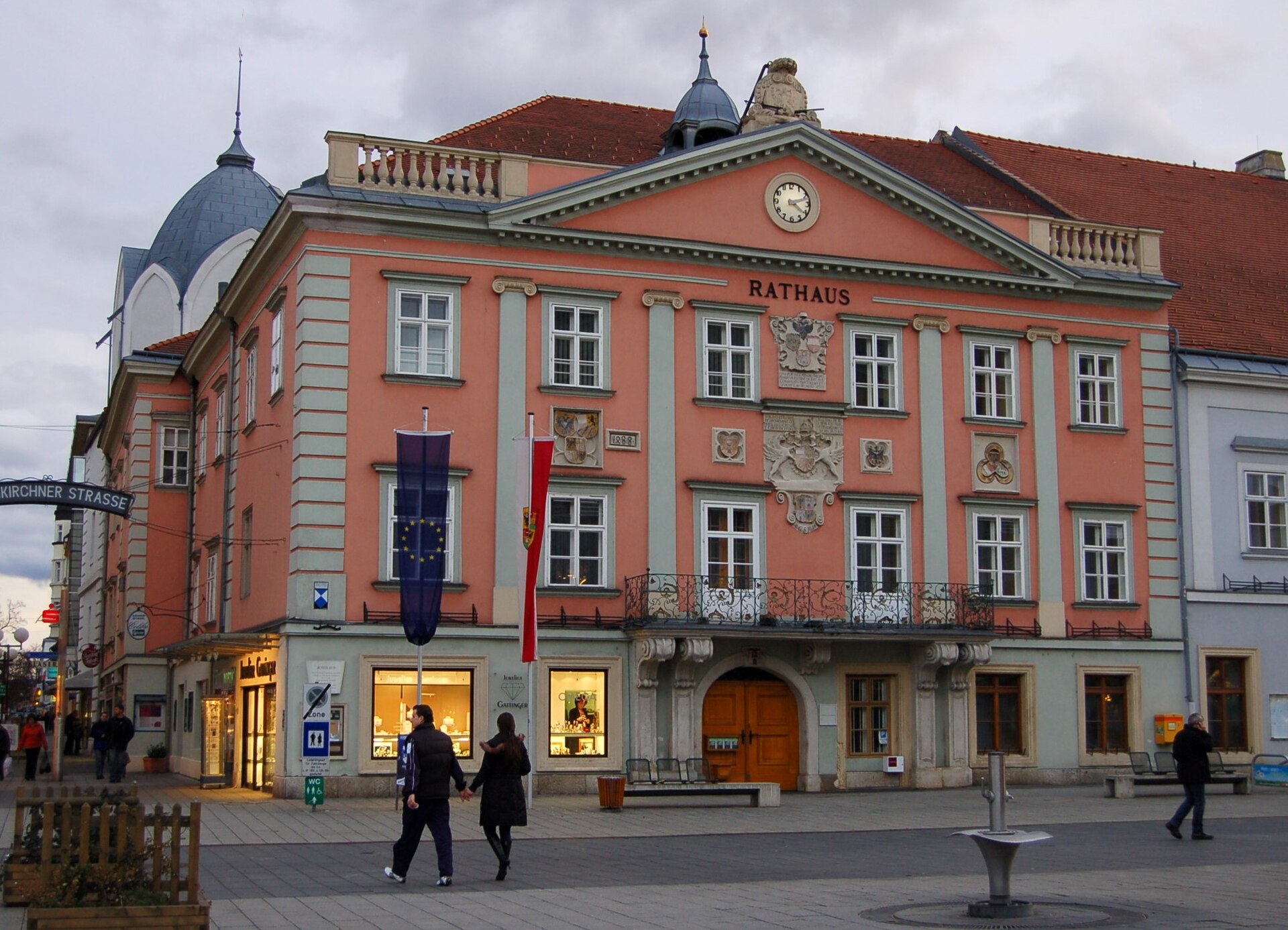 Investor Tojner kauft Wiener Neustädter Gemeindebauten